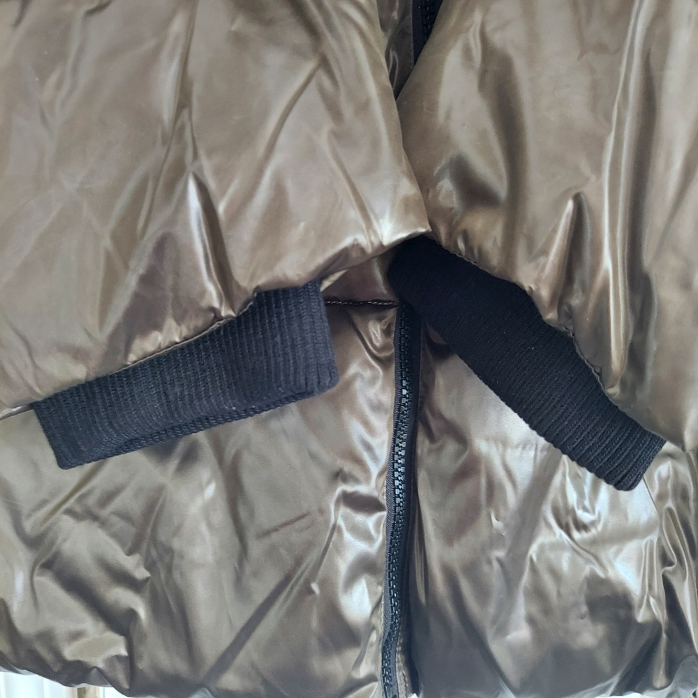 DKNY Hooded Puffer - Picture 7 of 11